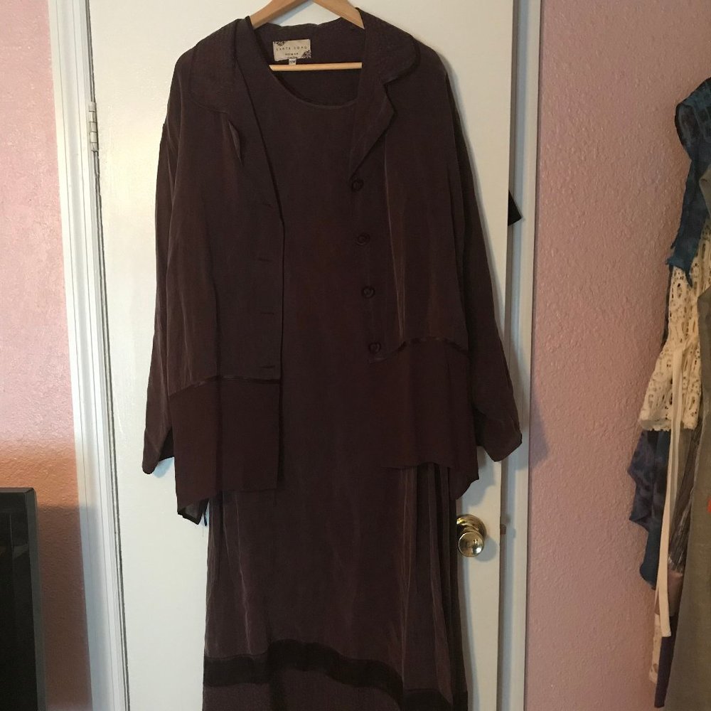 Elegant Deep Purple 2 piece suit